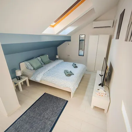 Dama2 Apartment Eger